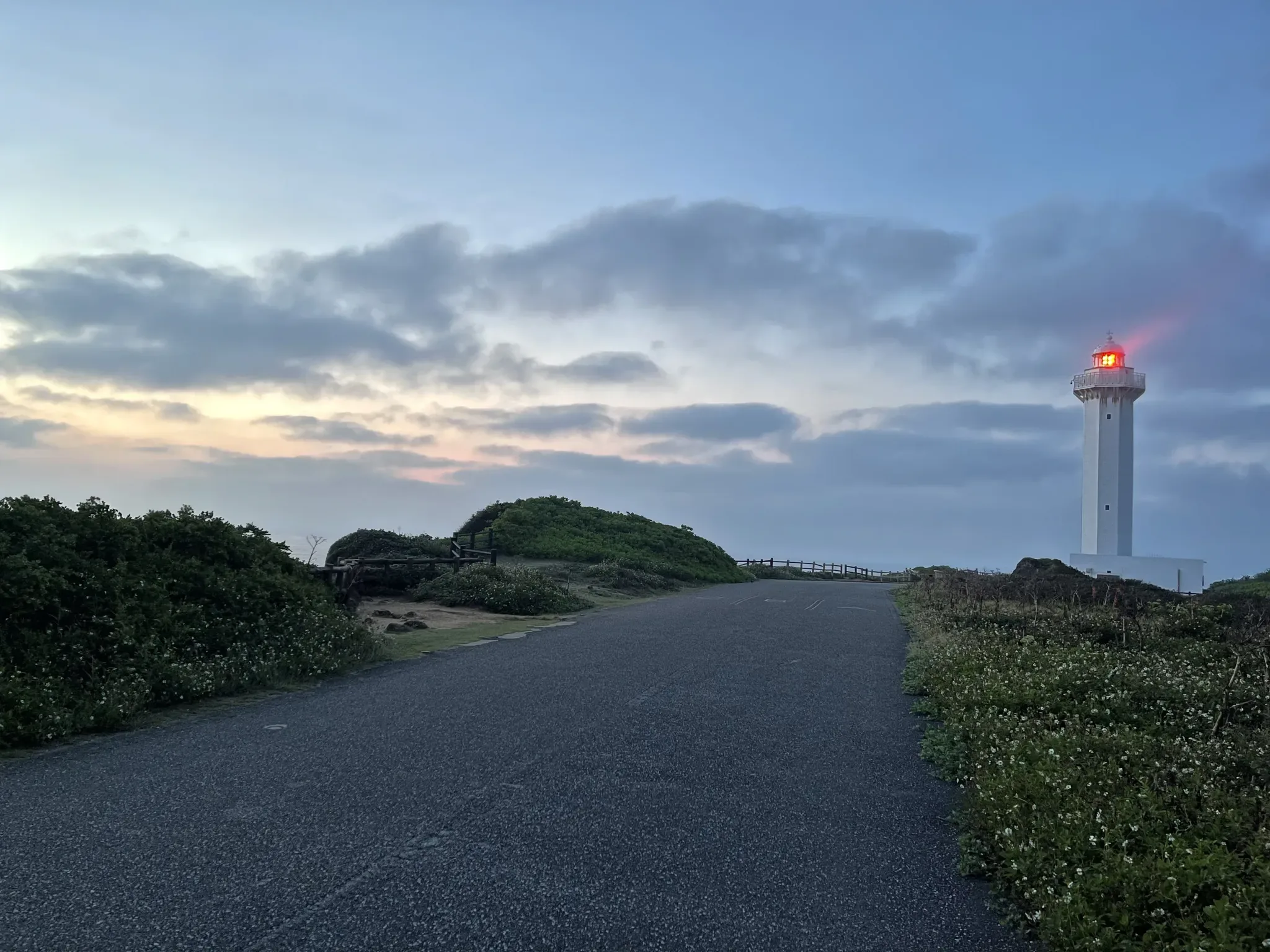 東平安名崎の早朝